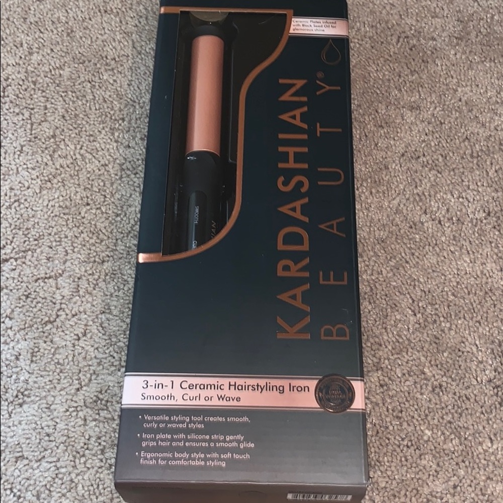 NEW 3 in 1 ceramic hairstyling iron